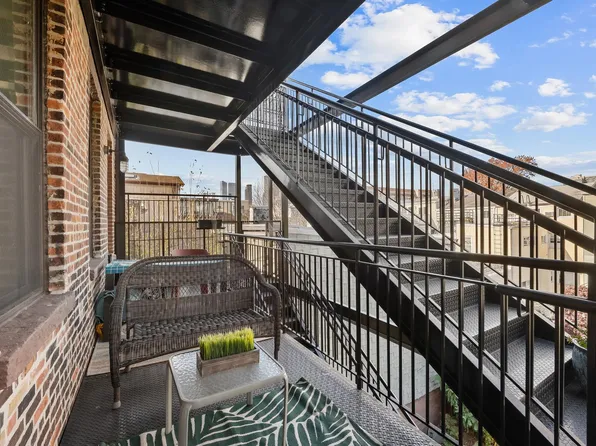 274 6th Street image 19 of 32