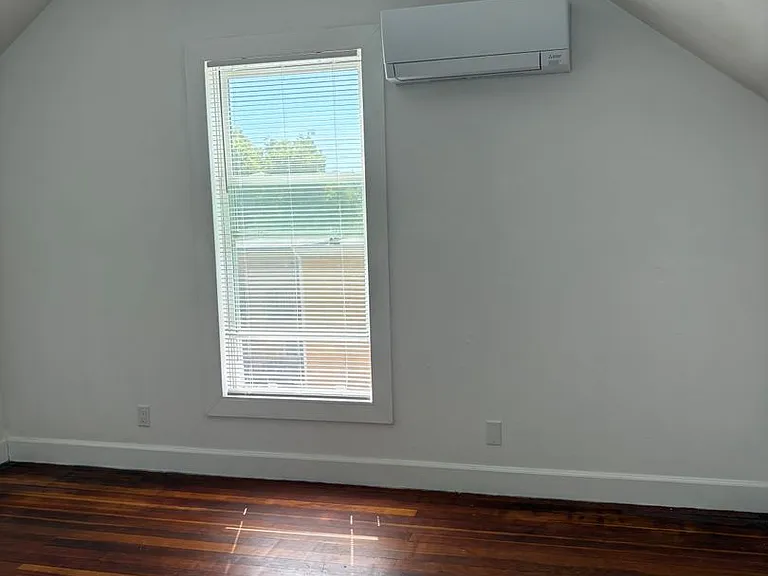 214 Walnut St — Photo 6