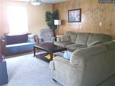 3rd image of 25 Island Dr