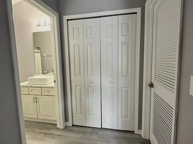 8326 Shallow Creek Ct — Photo 29