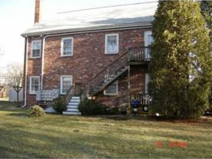 2nd image of 14 Old Plain St
