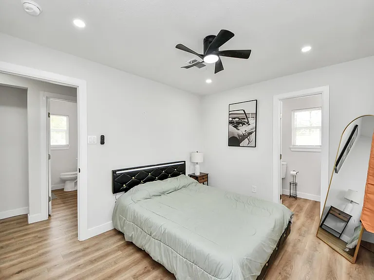 5115 Clay St — Photo 4
