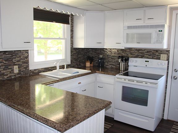 5th image of 206 Orville St
