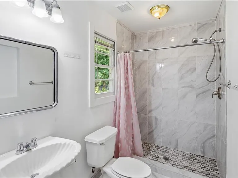 1370 Blackwell Rd — Photo 21