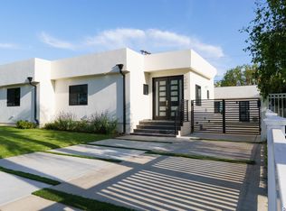 14006 Huston St, Sherman Oaks, CA 91423