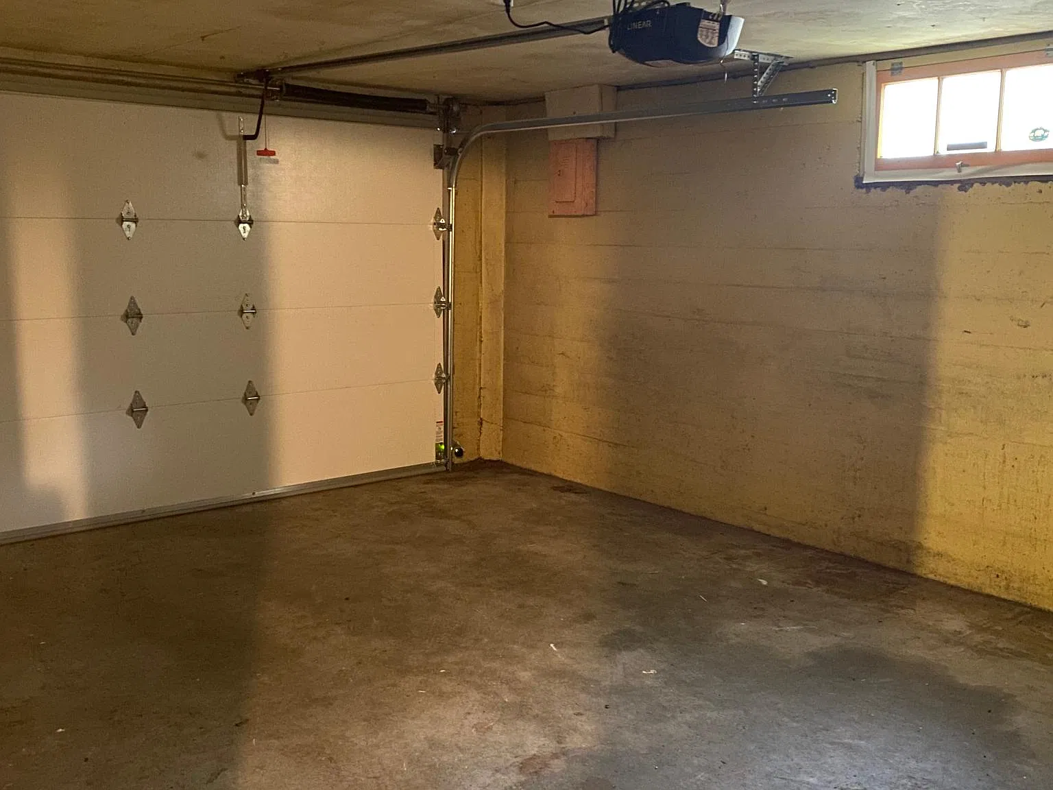 308 NE Beryl Ter — Photo 4