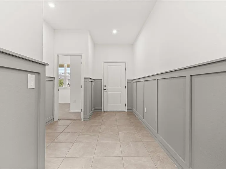 1123 Patriot Loop — Photo 3
