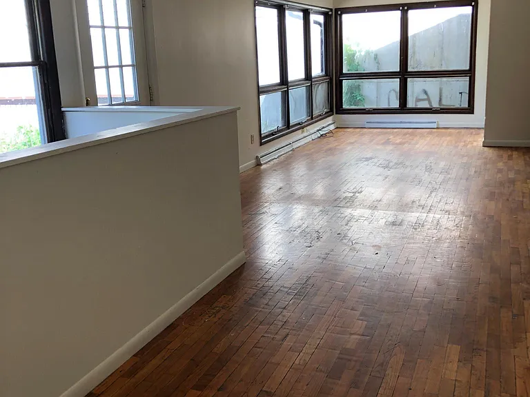 1510 Knollwood Ave — Photo 4