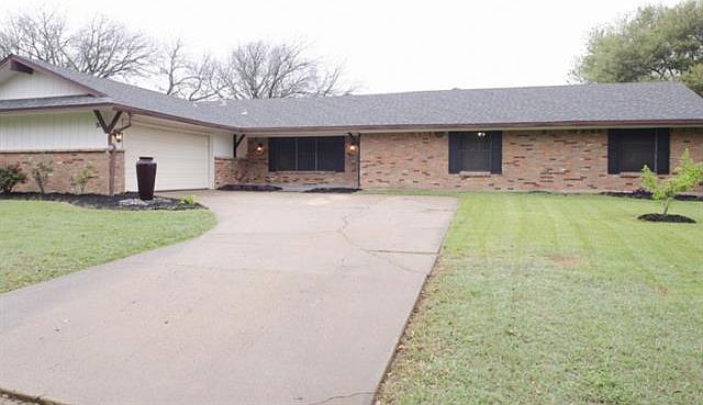 1st image of 934 Lake North Dr