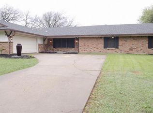 934 Lake North Dr, Rowlett, TX 75089