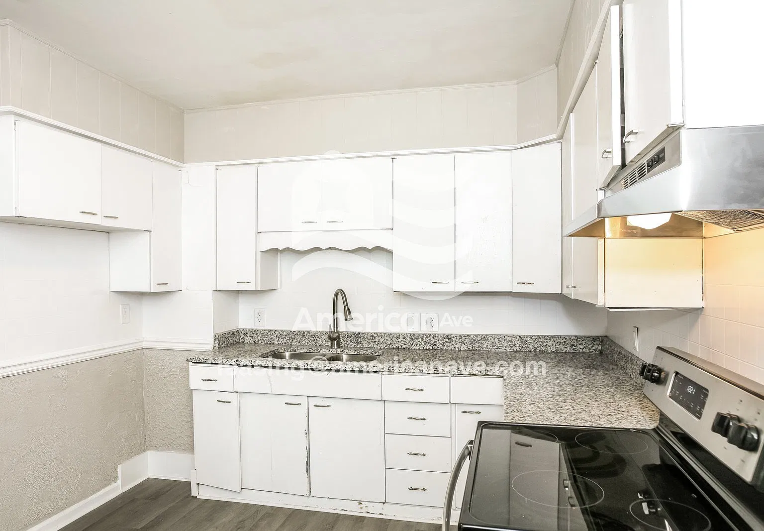 3 bed, 1.0 bath, 1226 sqft, $1,385 — Photo 4