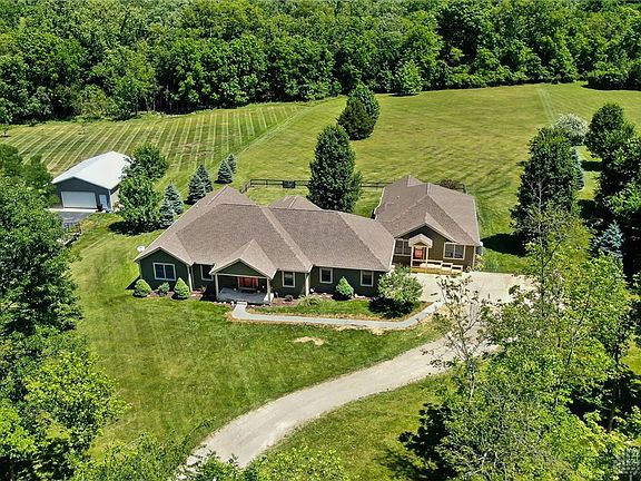 2nd image of 534 Falcon Hill Way