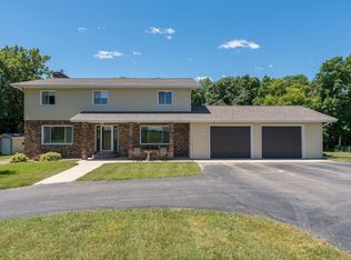 24100 577th Ln, Mankato, MN 56001