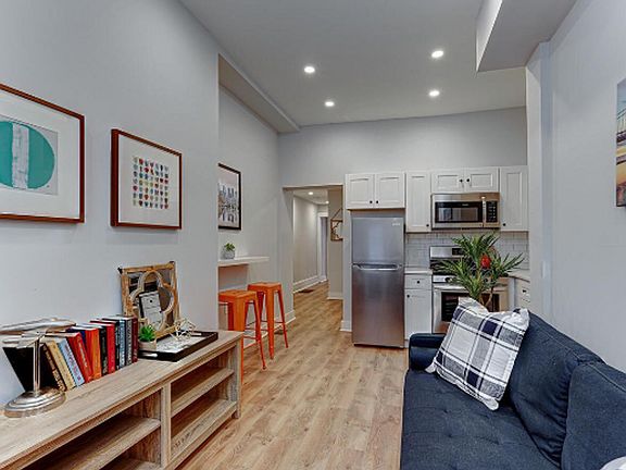 4th image of 2243 N Park Ave #2