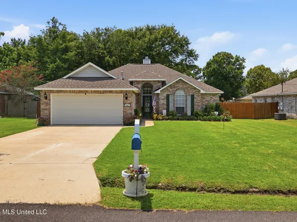 3405 N 7th St, Ocean Springs, MS 39564