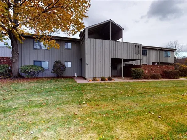 130 Webster Court #130, Newington, CT 06111