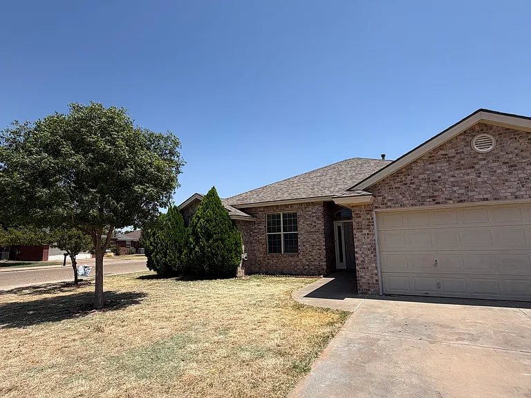 1001 Pontiac Ave — Photo 16