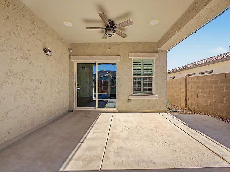 2694 E Runaway Bay Pl — Photo 25
