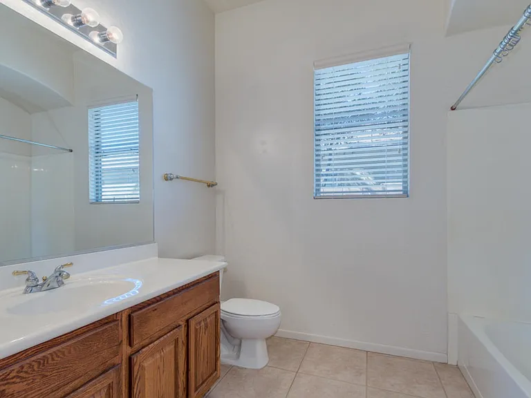 269 W Kingbird Dr — Photo 15