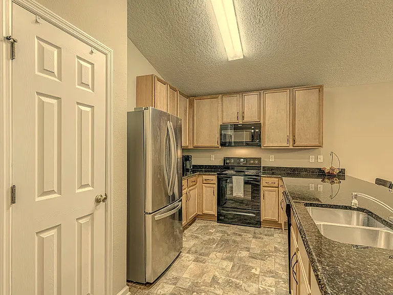 12791 John Crest Ct — Photo 7