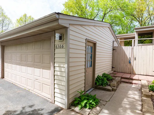 6366 Aspenwood Plz, Woodbury, MN 55125