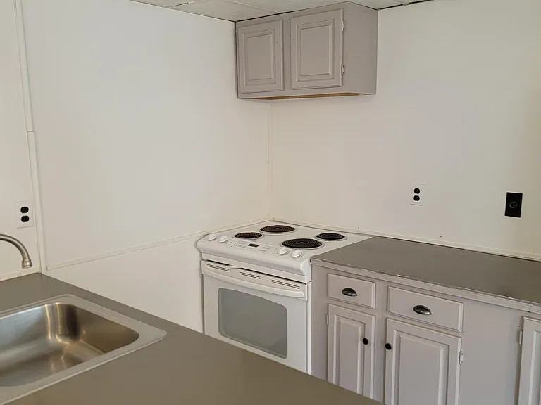 133 E Market St #2 — Photo 4