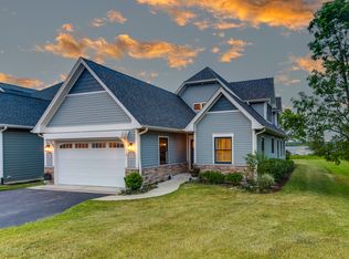 210 N Main St, Wauconda, IL 60084