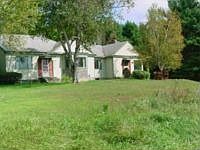 2nd image of 370 Readfield Rd