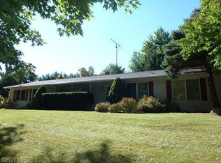 64784 Balk Rd, Sturgis, MI 49091