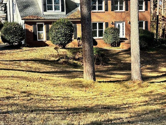 2nd image of 423 Orchards Walk