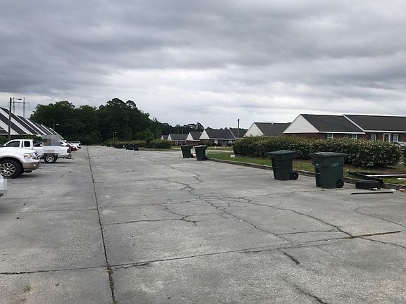 5th image of 230-29 Lanier Dr Unit 291