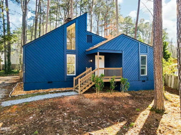 1214 Selwyn Ln, Cary, NC 27511