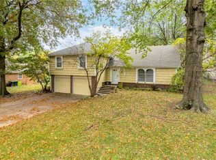 1105 Bird St, Harrisonville, MO 64701