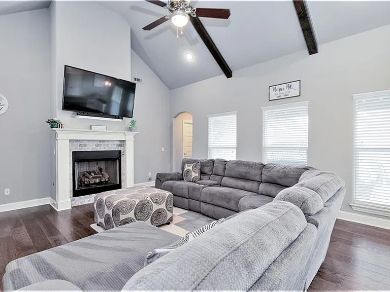 7456 Drury Ave — Photo 6