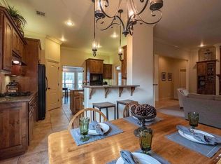 4002 SW Banbury Dr, Bentonville, AR 72712