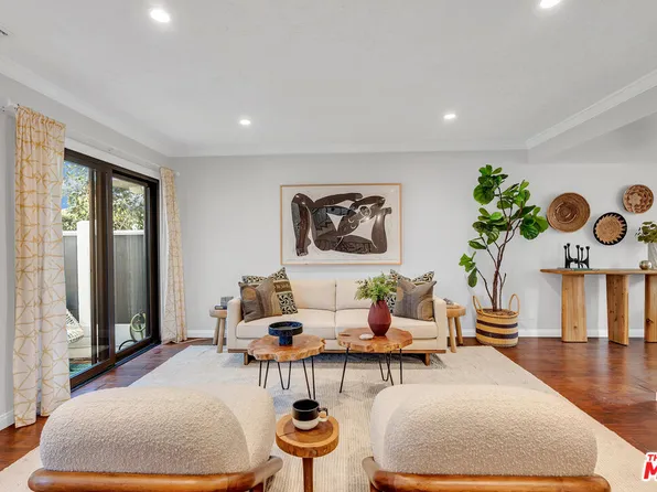 440 S Los Robles Ave APT 2, Pasadena, CA 91101