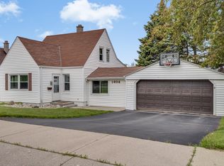 1404 Elder St, Waukesha, WI 53188