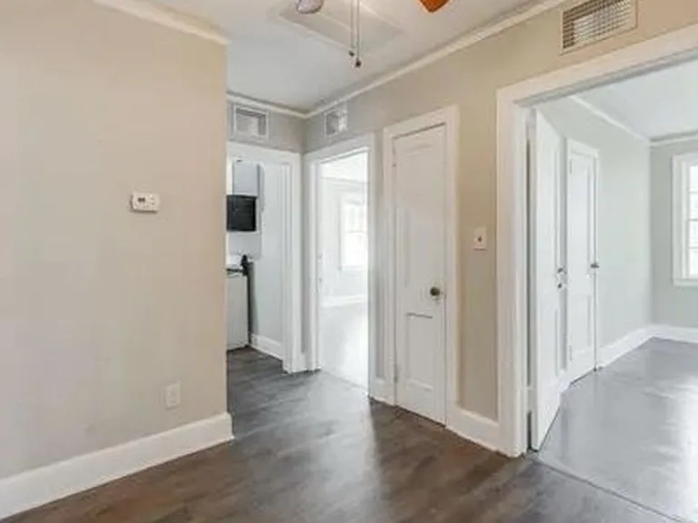 613 Joan St — Photo 9