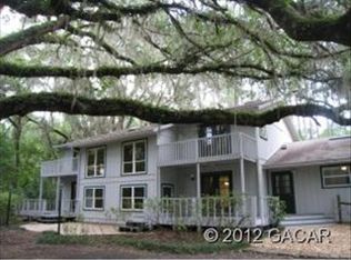 8415 SW 28th Pl, Gainesville, FL 32608