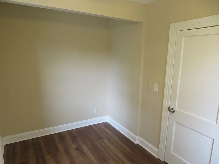 331 Glenwood Ct — Photo 22