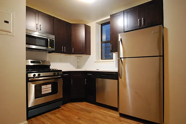 Rented by Bohemia Realty Group | media 21