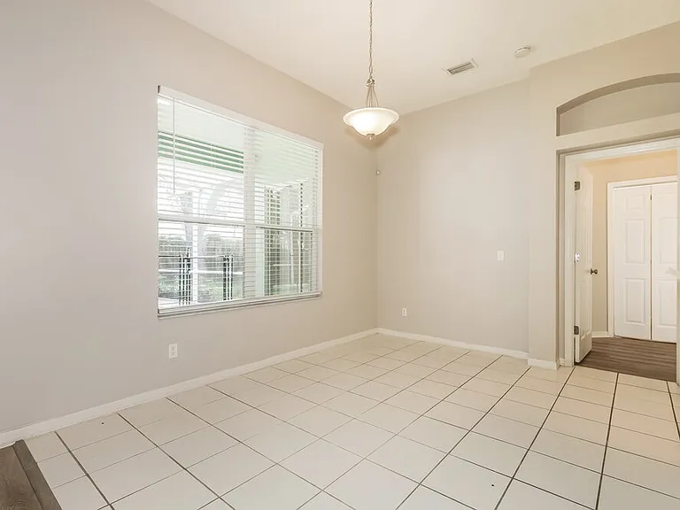 2304 Golf Manor Blvd — Photo 6