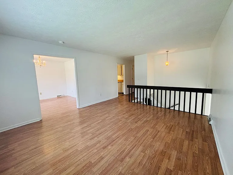 306 Woodbine Dr — Photo 24