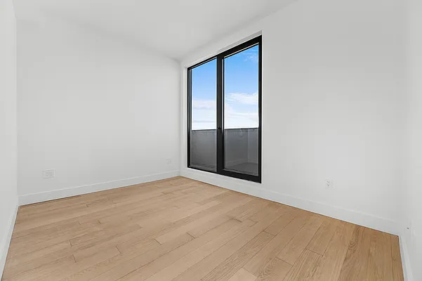 Rented by West 124th Manager LLC | media 83