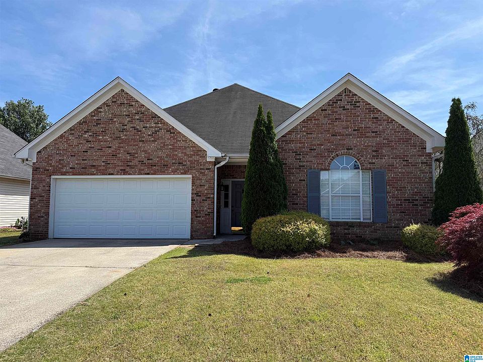 1st image of 1018 Lexington Dr