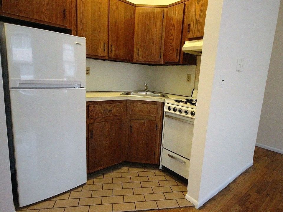 1st image of 605 W 112th St APT 4D