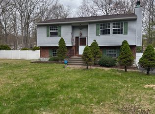 164 Georganna Dr, East Stroudsburg, PA 18302