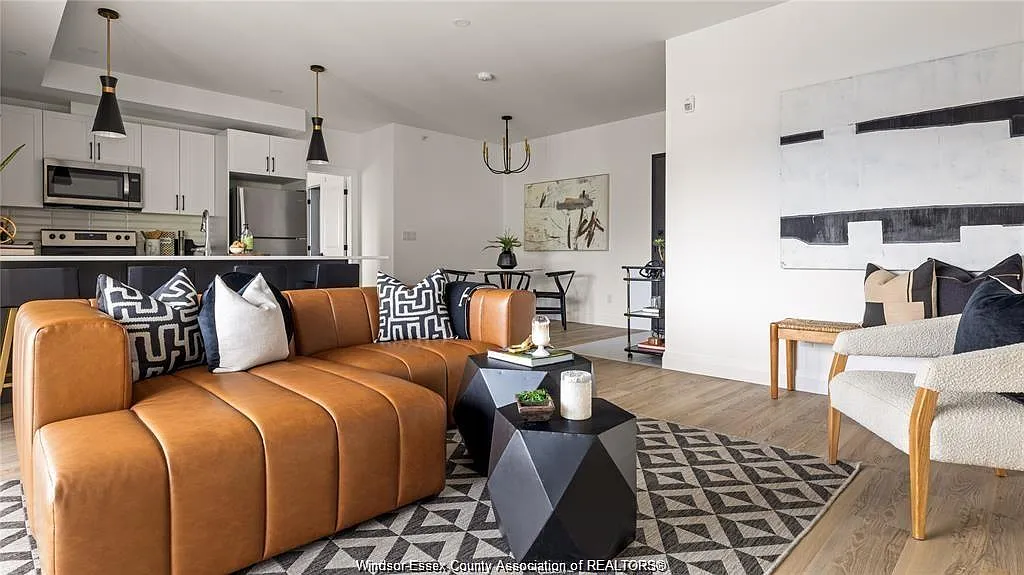 2 bed, $2,300 — Photo 4