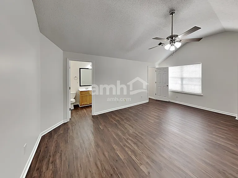 10220 Seedling Ln — Photo 9