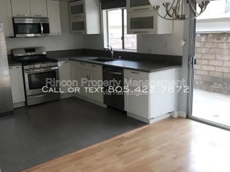 751 Warwick Ave — Photo 8